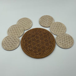 Untersetzer Set rund mit Blume des Lebens Gravur
