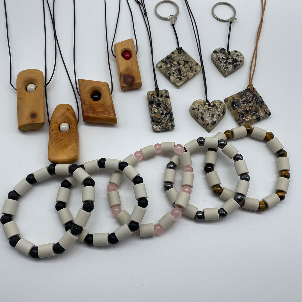 EM-Schmuck